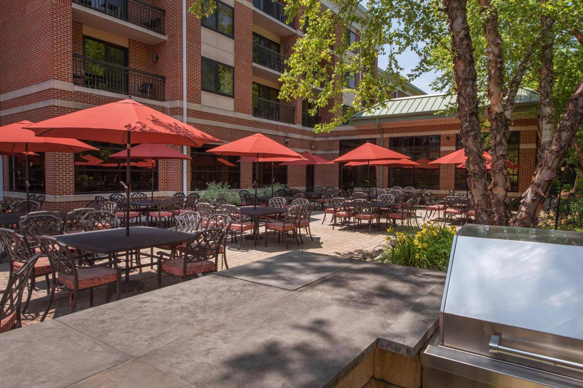 Courtyard By Marriott Newark-University Of Delaware Buitenkant foto