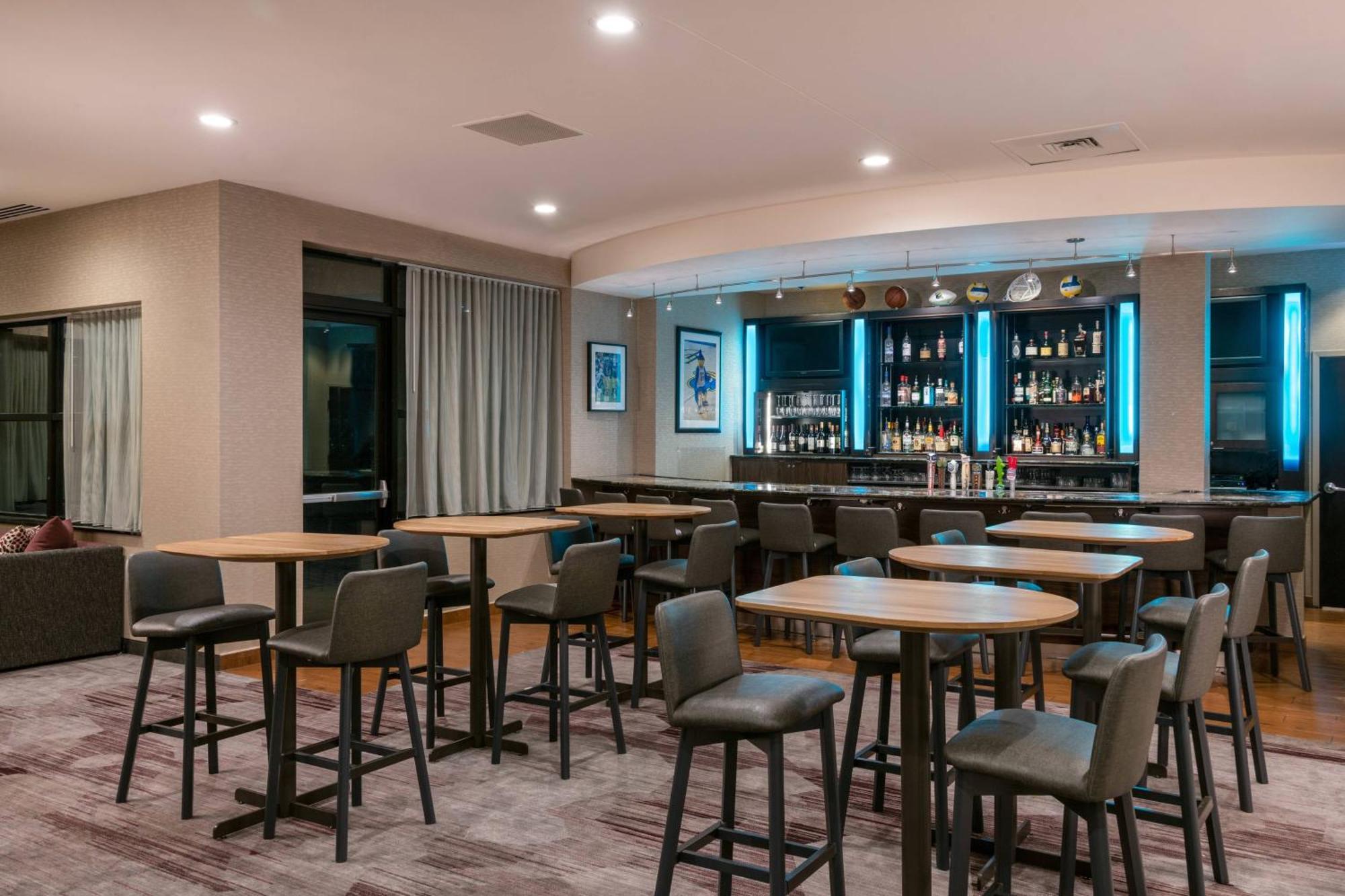 Courtyard By Marriott Newark-University Of Delaware Buitenkant foto