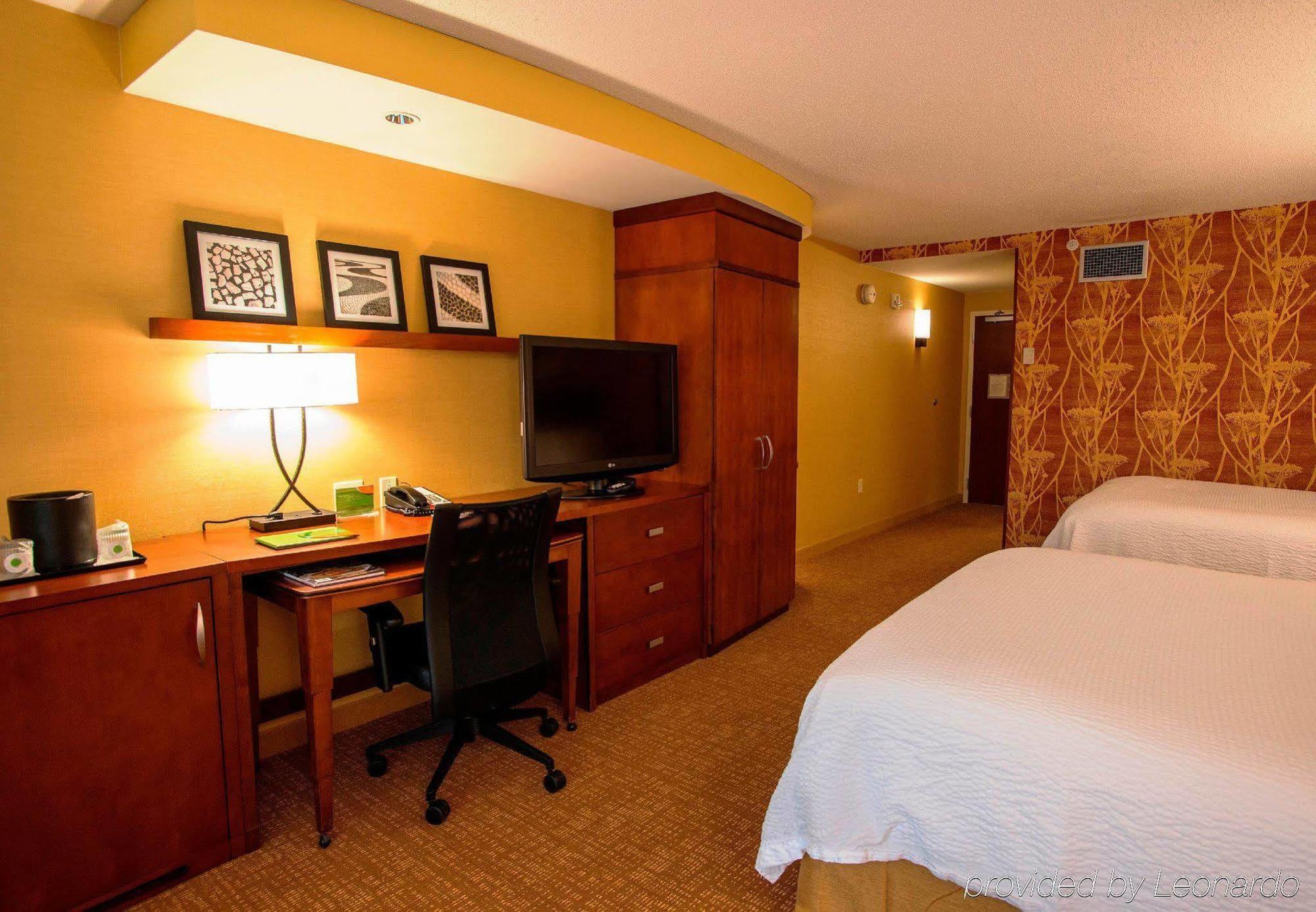 Courtyard By Marriott Newark-University Of Delaware Buitenkant foto